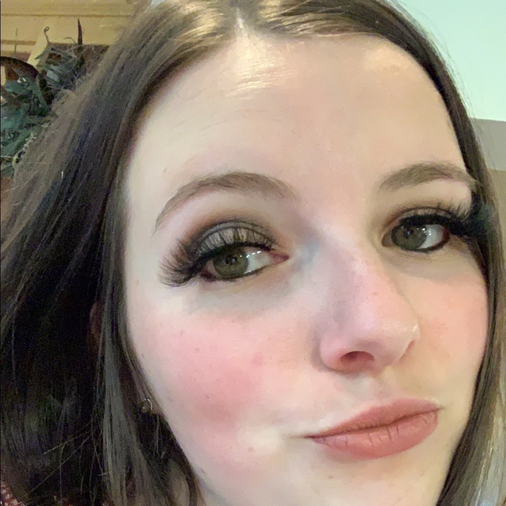 Meet your Posher, Kristen